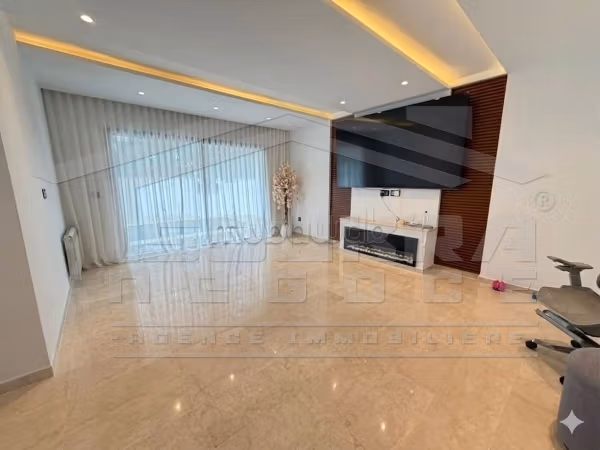 A louer un bel appartement S3 à Chotrana 3