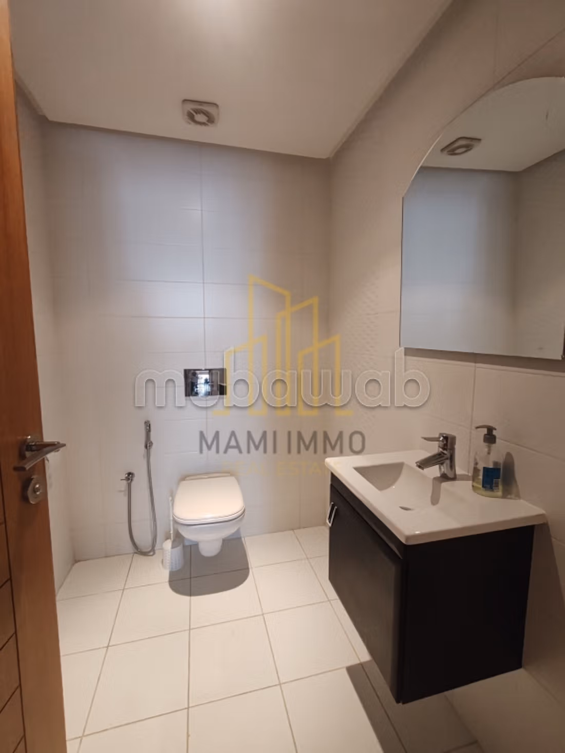A louer un appartement S4 meublé Centre Urbain N