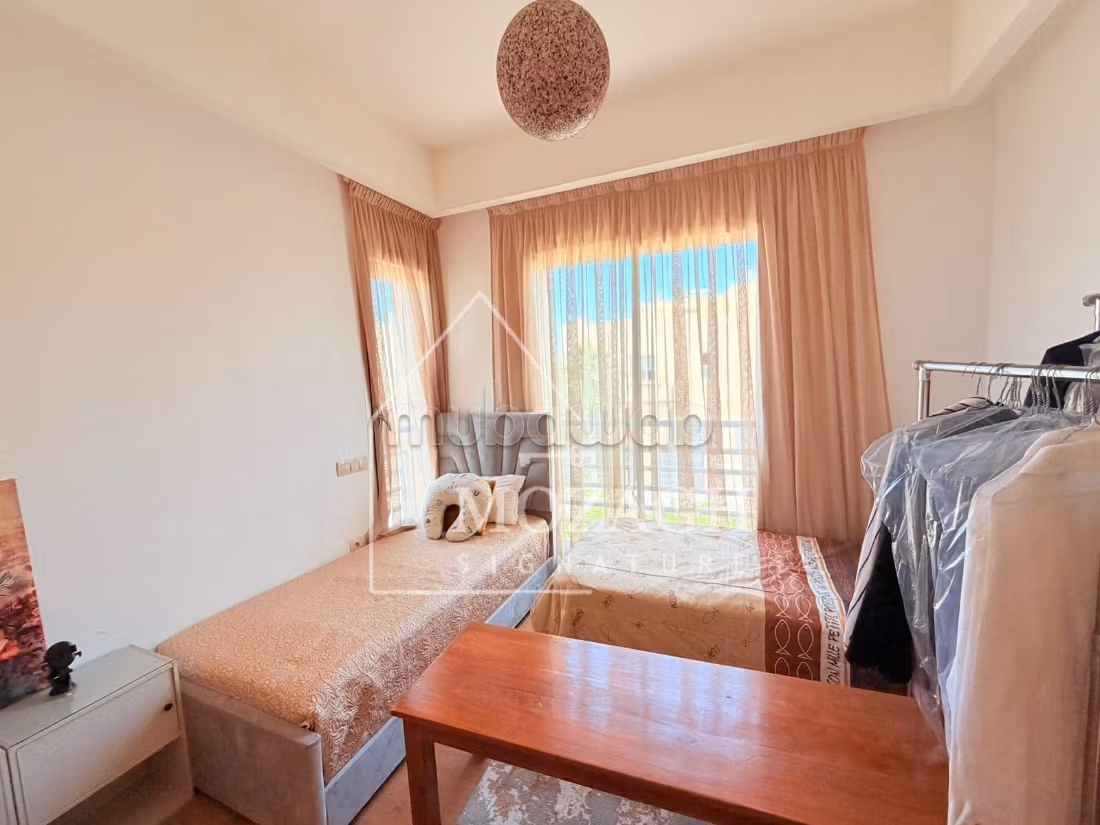 Bella villa con 4 camere da letto - Quartiere Targa