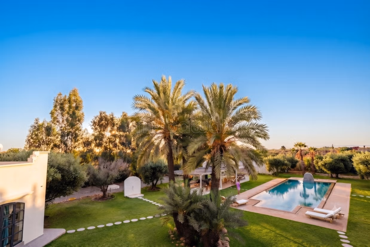 Charming Olive Domain for Sale or Rent