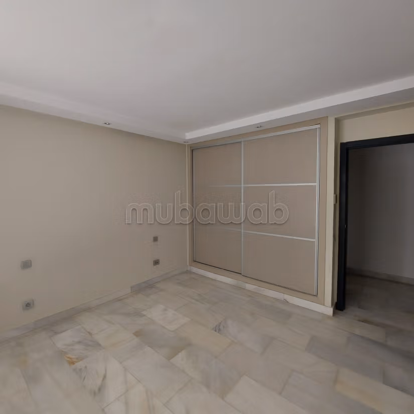 Bourgogne ouest location appartement 3chambres terrasse vue s sur mer — 3