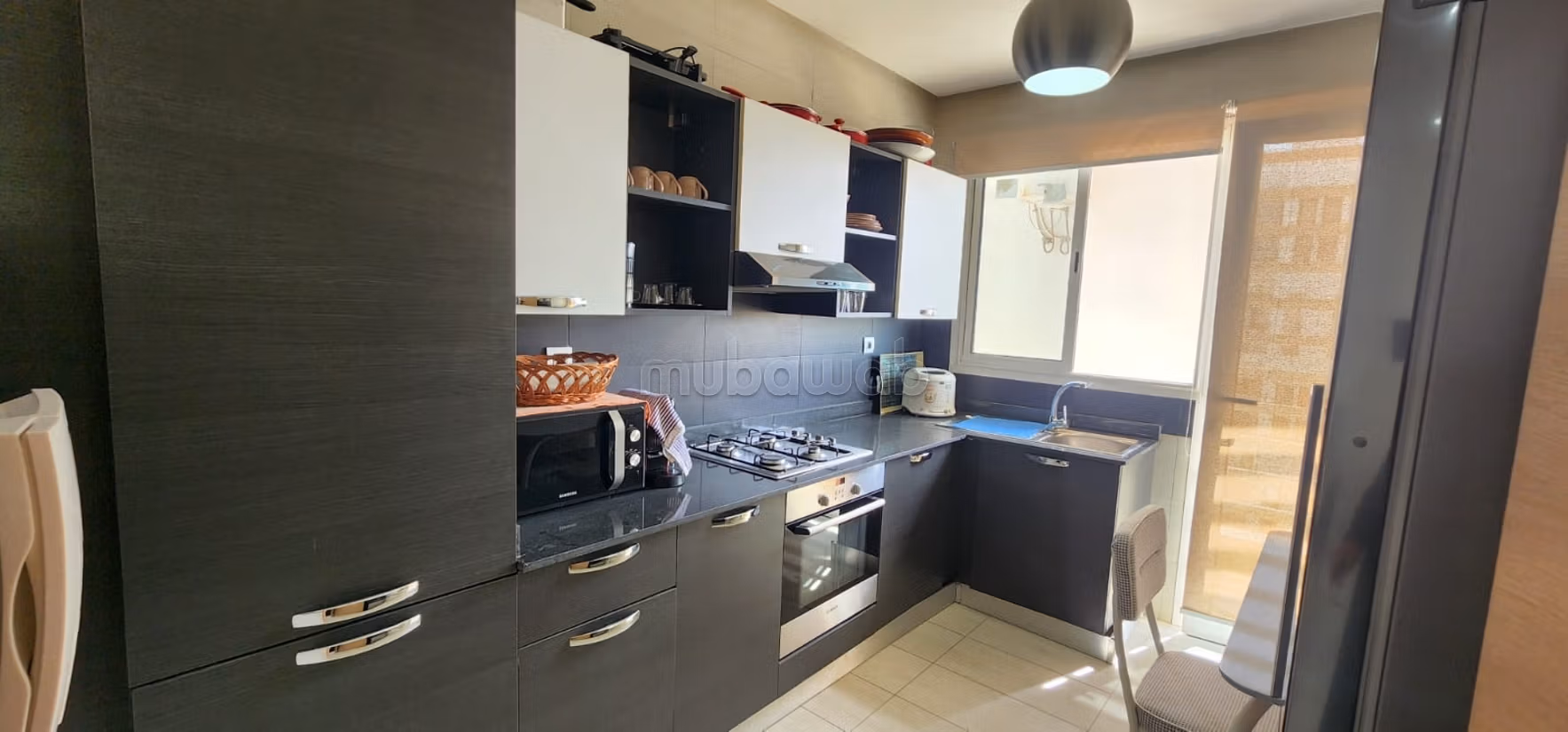 Appartamento arredato di prestigio in affitto a Hay Riad