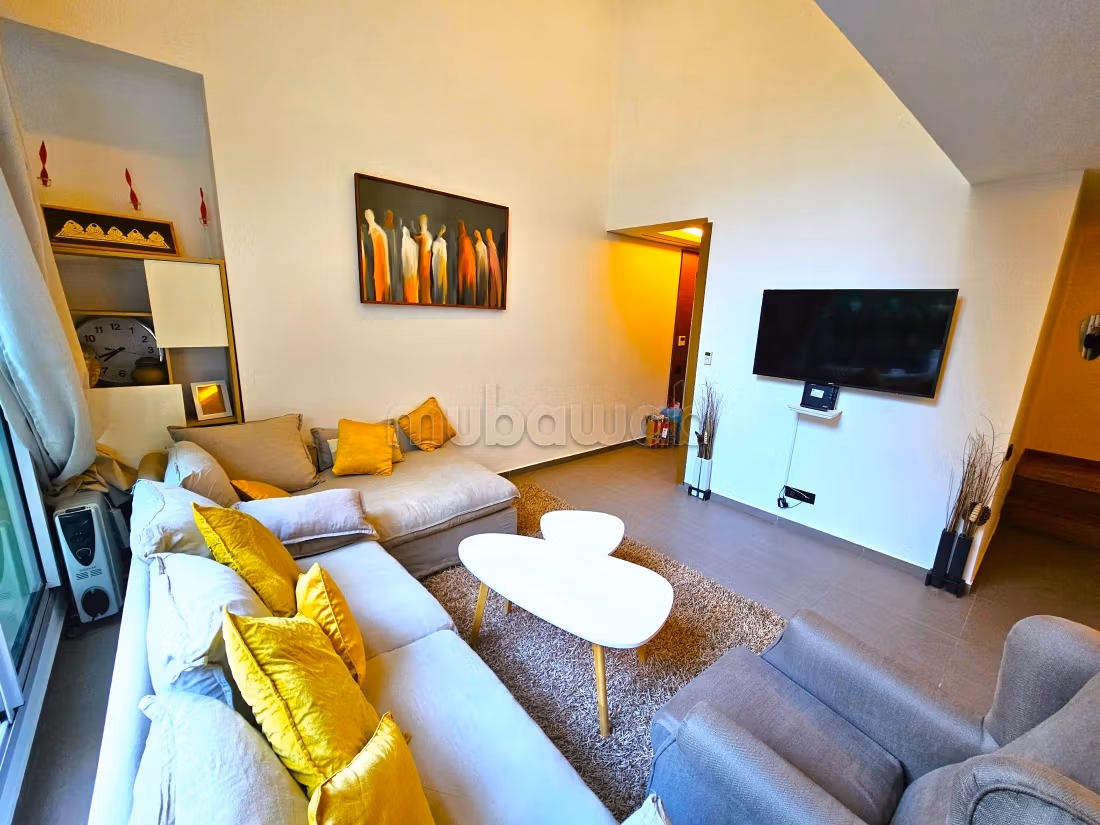 Magnifique Loft Meublé 1 Chambre avec Terrasse — 4