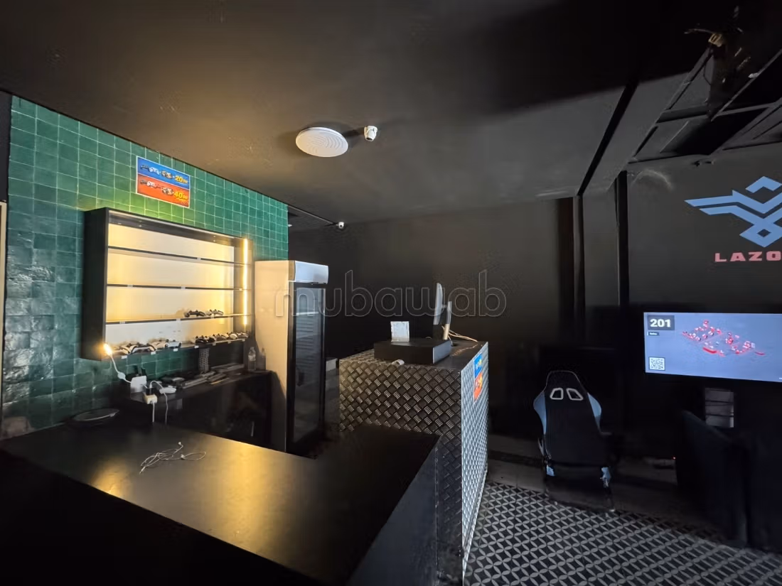 A ceder Sala de Juegos completamente equipada