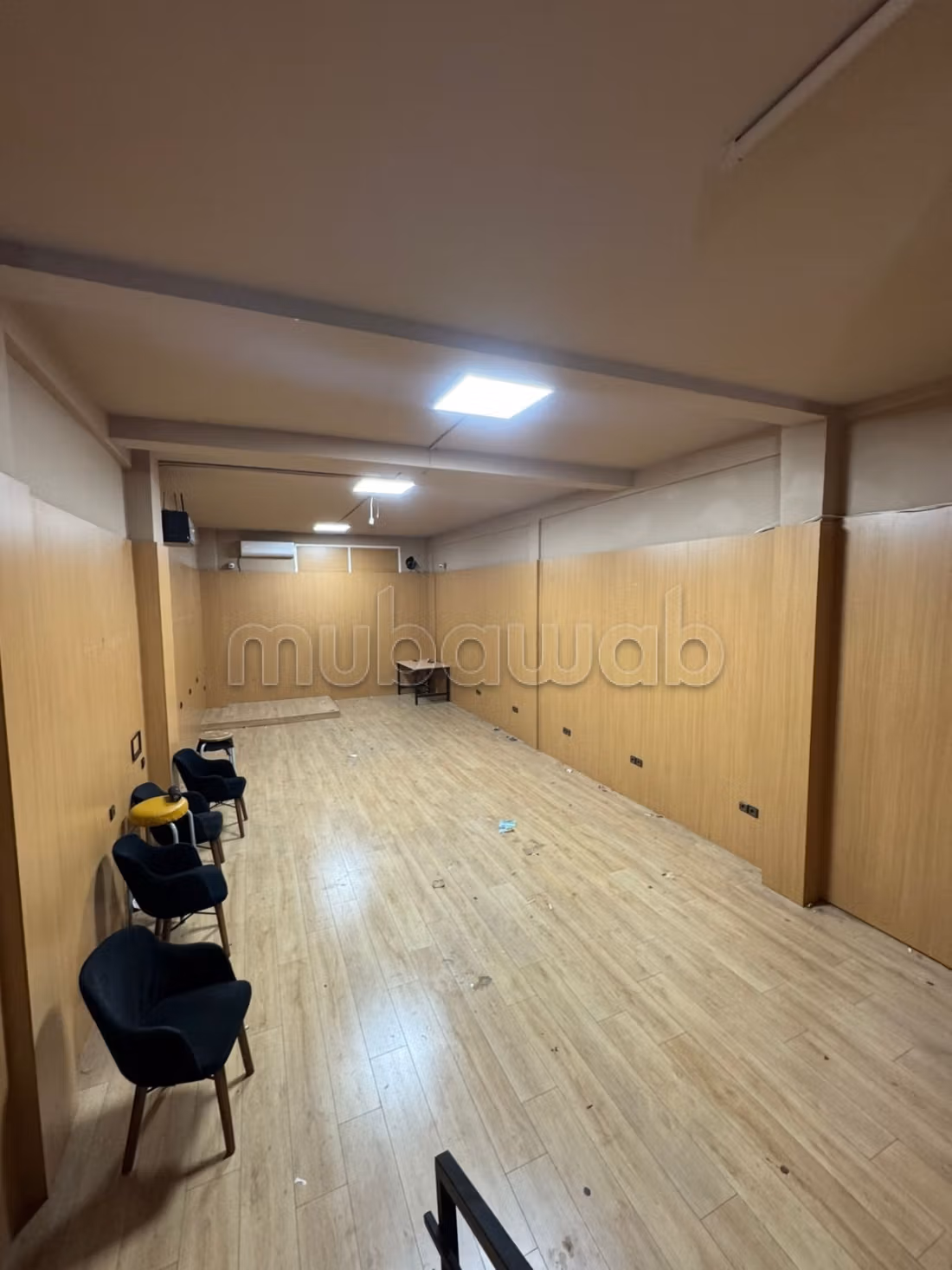 A ceder Sala de Juegos completamente equipada