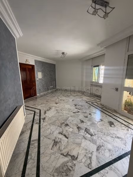 For rent in El Manzeh 9 C Superb apartment S3