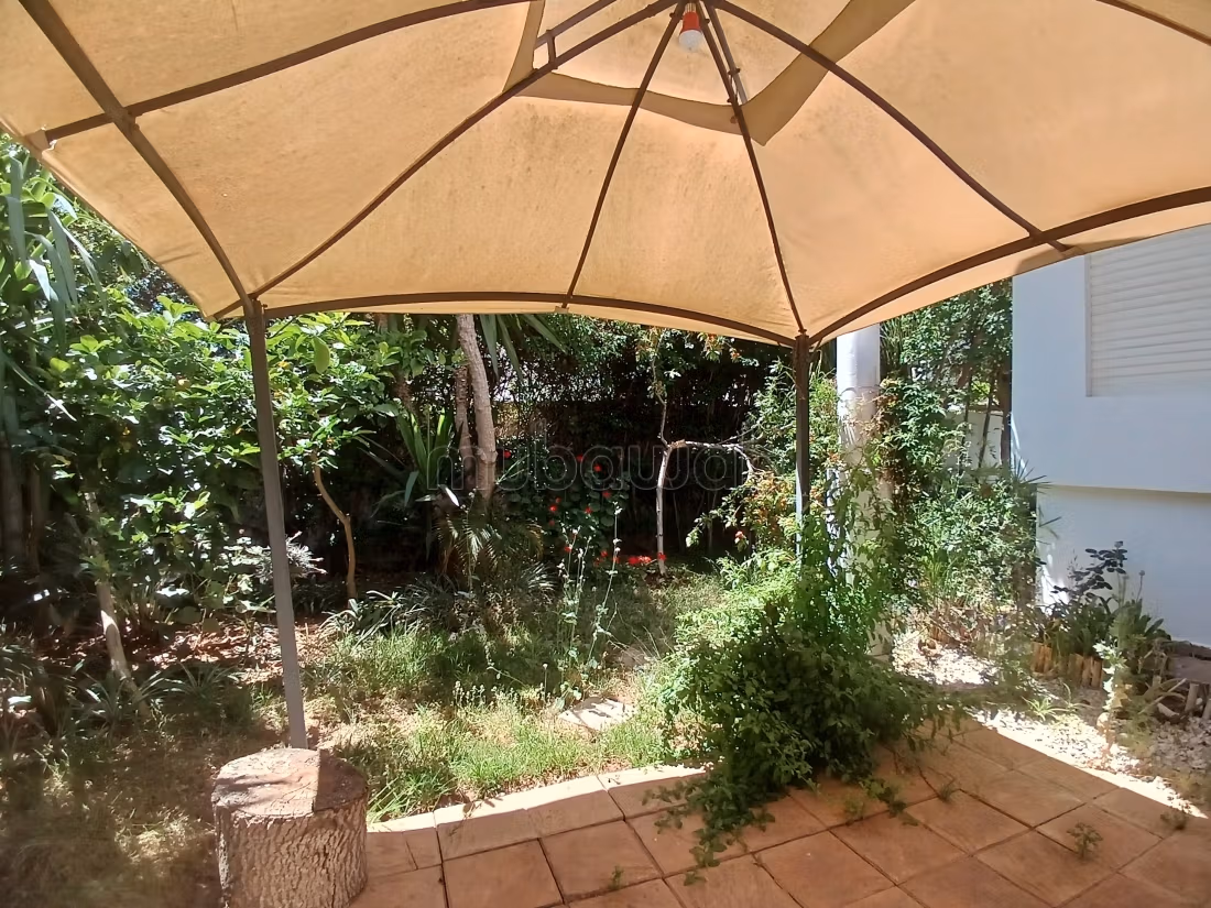Una villa arredata in affitto