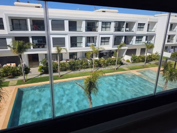 Vend appartement à menzah.
Surface totale 163 m².
Bien meublé