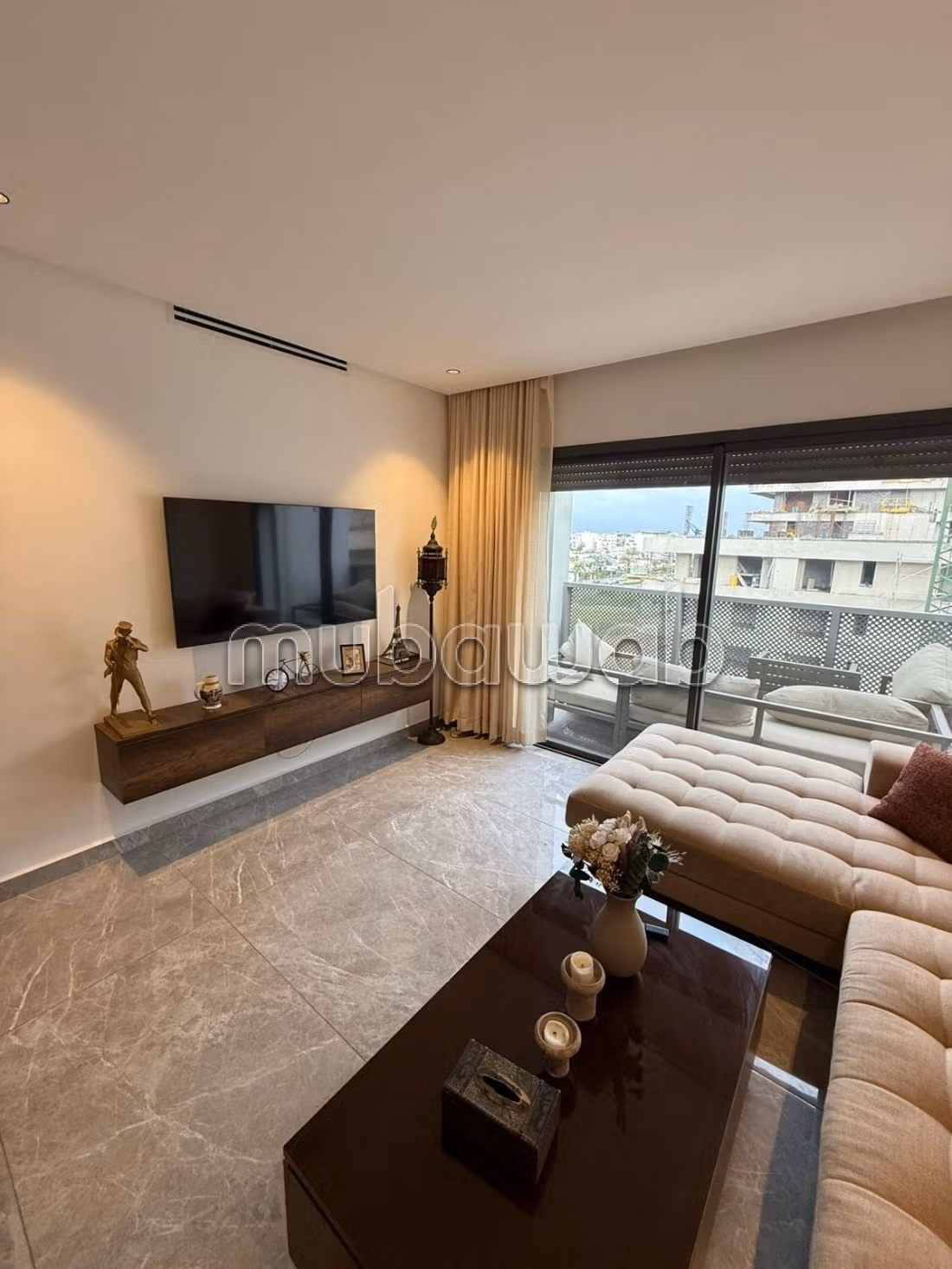 Very nice 2-bedroom well-furnished apartment in CFC