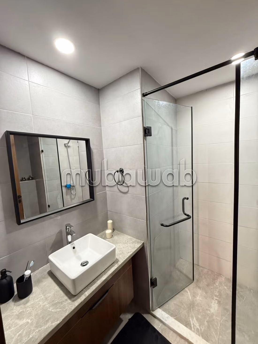 Very nice 2-bedroom well-furnished apartment in CFC