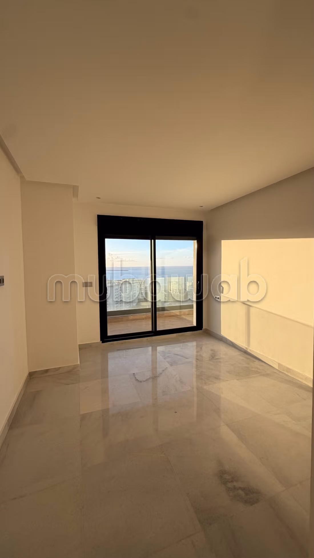 Appartement en vente avec vue splendide sur mer