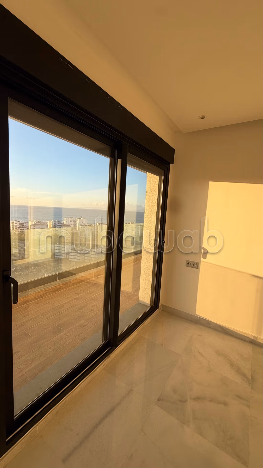 Appartement en vente avec vue splendide sur mer