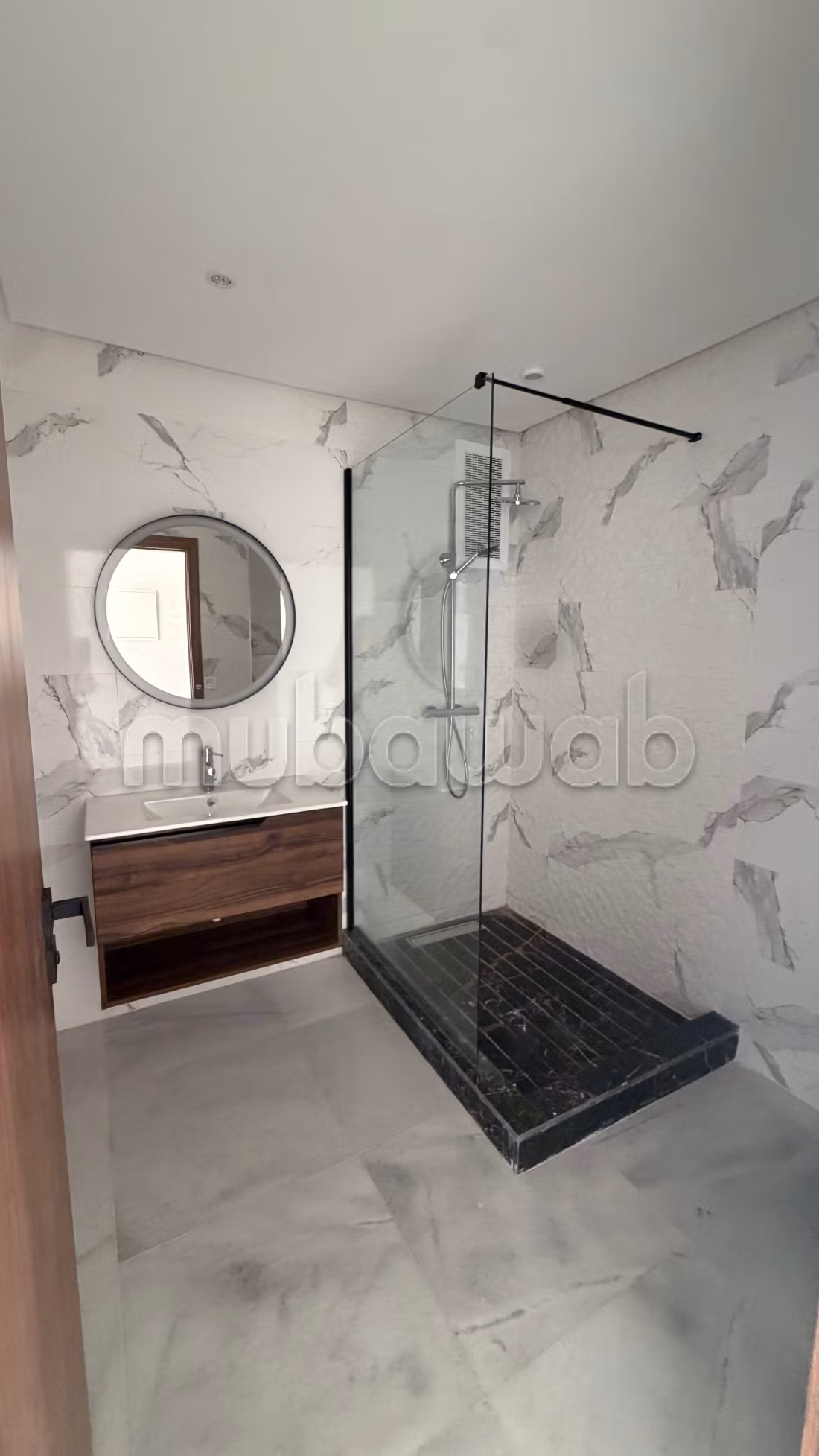 Appartement en vente avec vue splendide sur mer