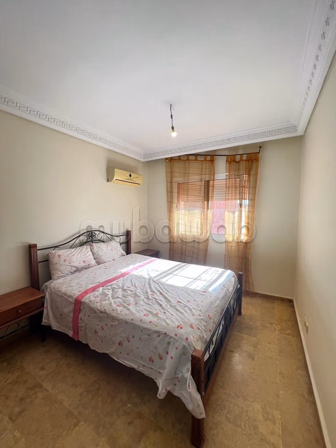 Muy bonito apartamento en alquiler en Victor Hugo. Superficie total 80 m². Bien amueblado