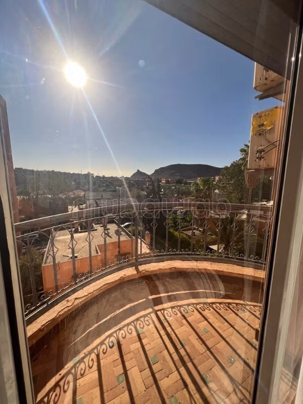 Affitto di un bellissimo appartamento a Samlalia. Superficie totale 80 m². Arredato