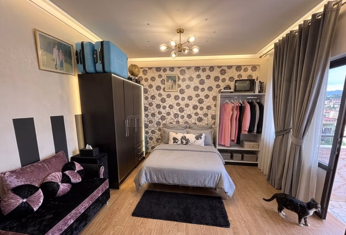 Appartement a vendre 146 m vide — 4