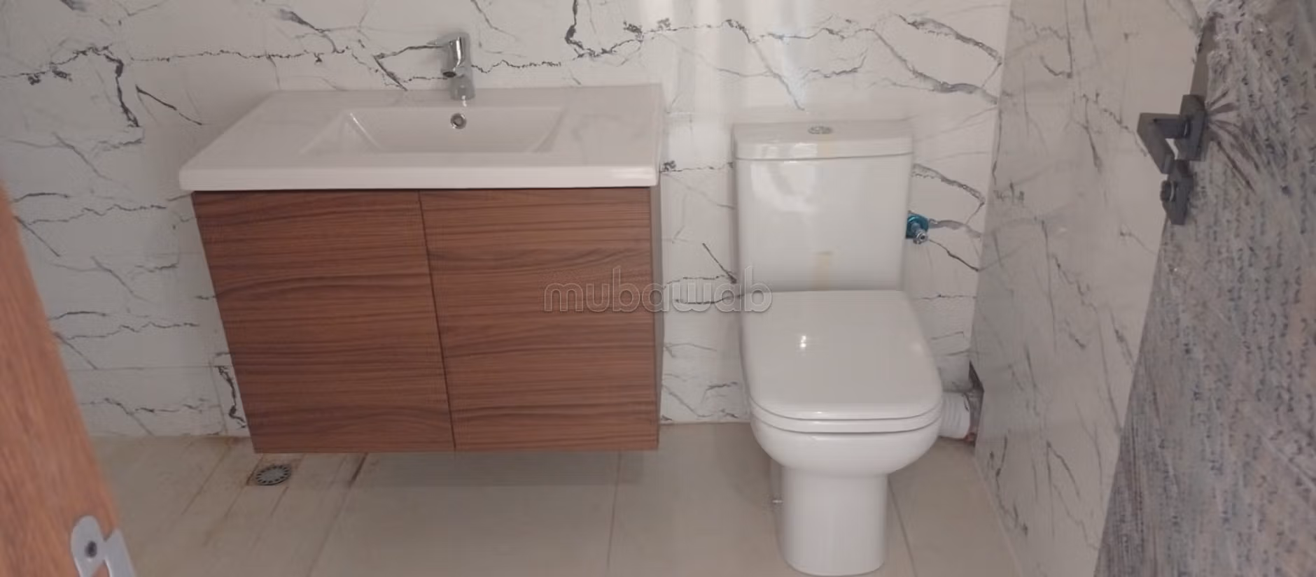 Appartement à louer à Branes 1. Surface de 101 m². Conciergerie à disposition, système de climatisation — 4
