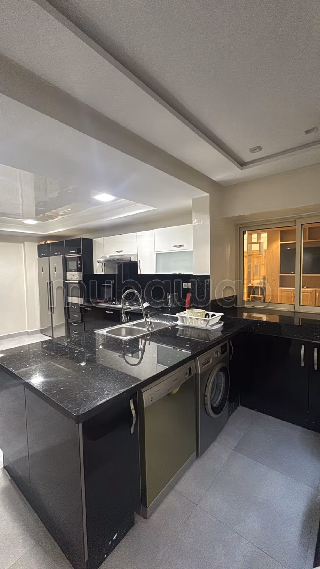 Apt 180m2 meublé double salons 3ch 2sdb — 2
