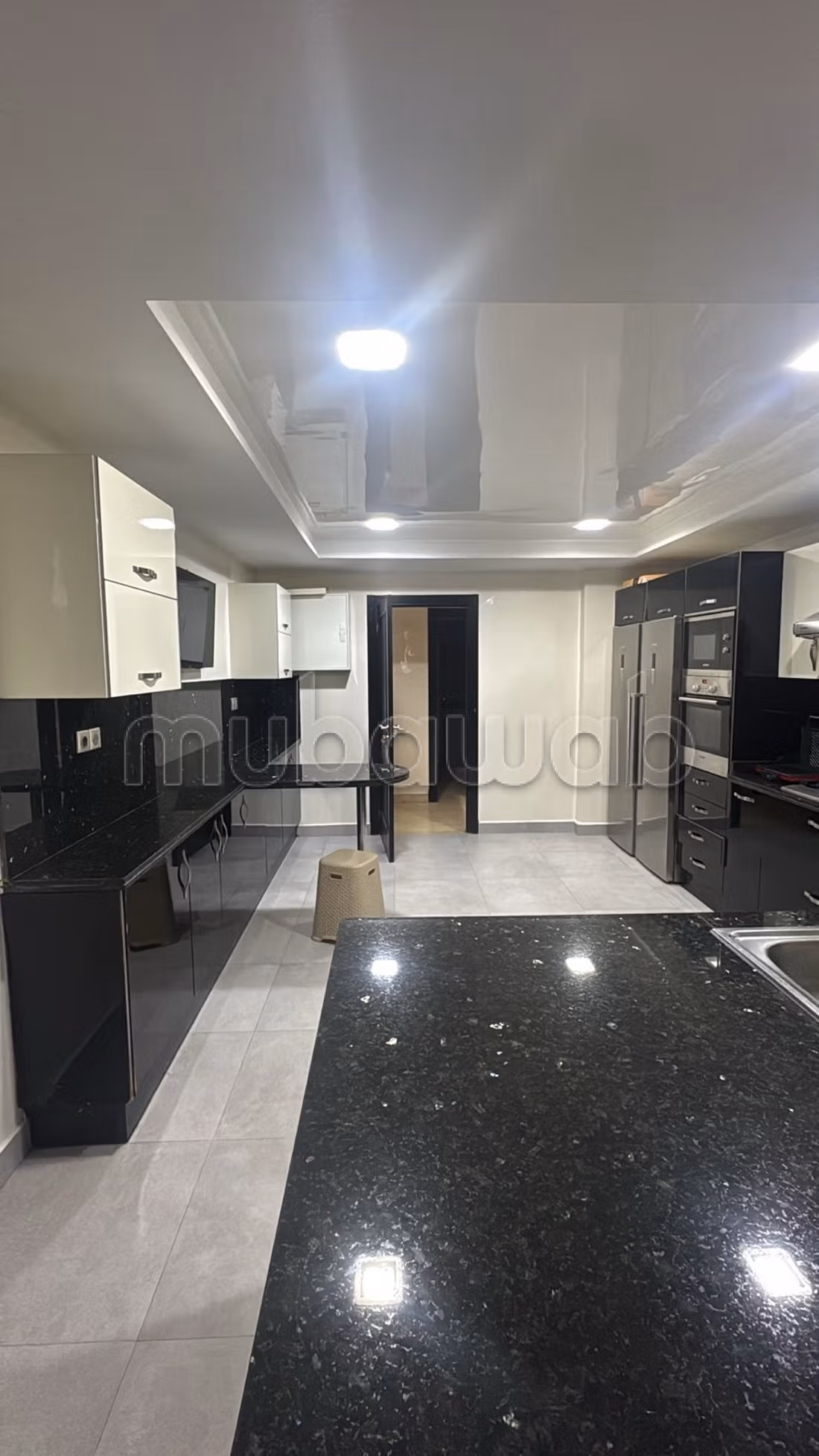 Apt 180m2 meublé double salons 3ch 2sdb — 3