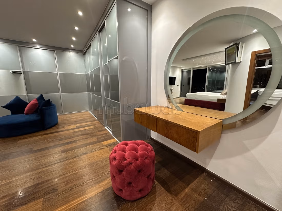 Penthouse in Iberie. Dimension 200 m². Exceptional mountain view, Soundproofing