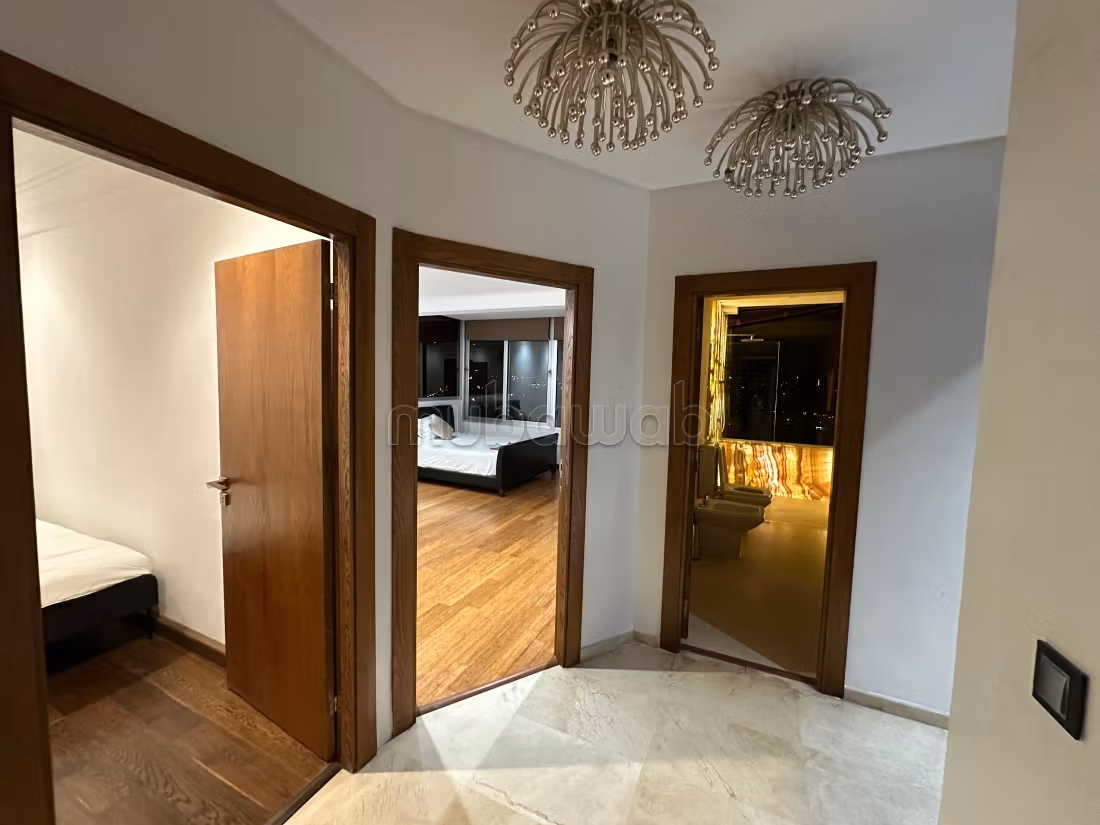 Penthouse in Iberie. Dimension 200 m². Exceptional mountain view, Soundproofing
