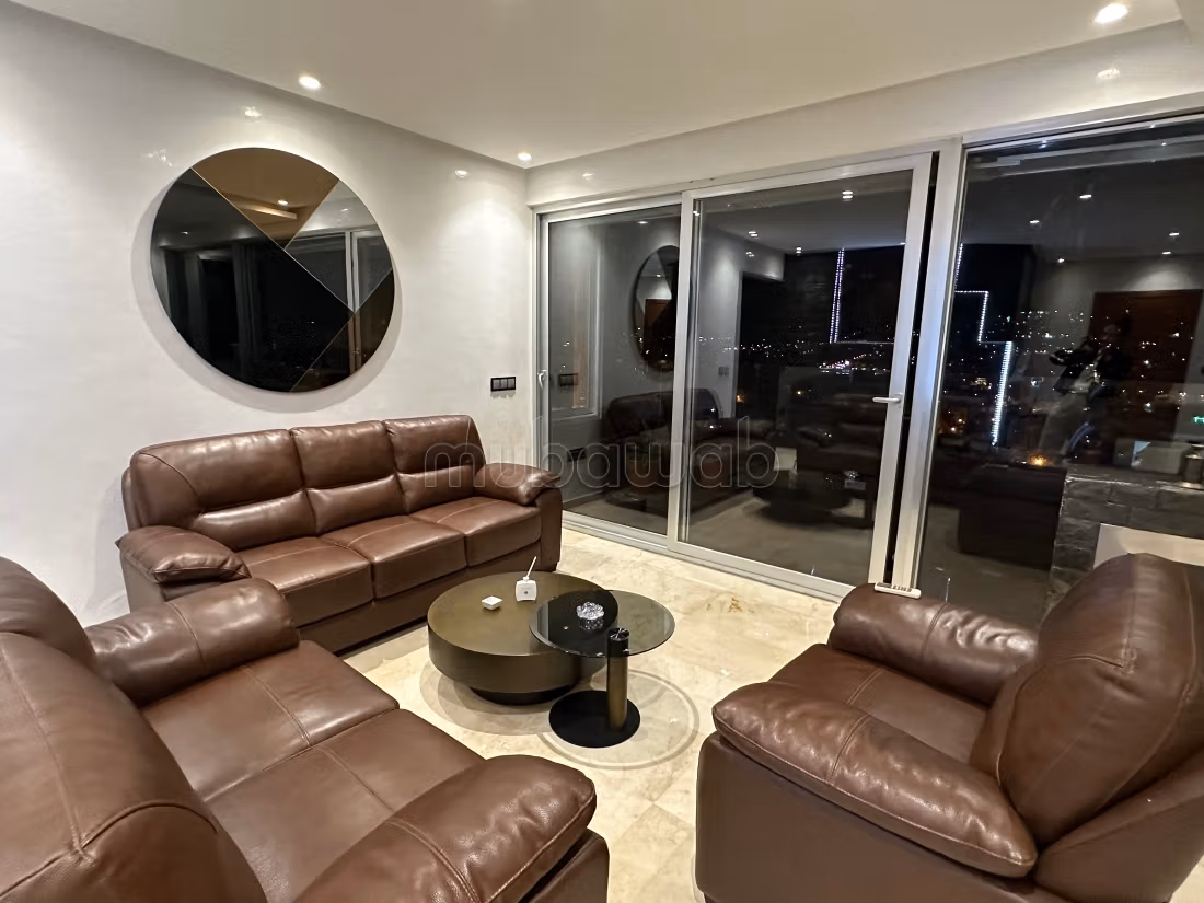 Penthouse in Iberie. Dimension 200 m². Exceptional mountain view, Soundproofing