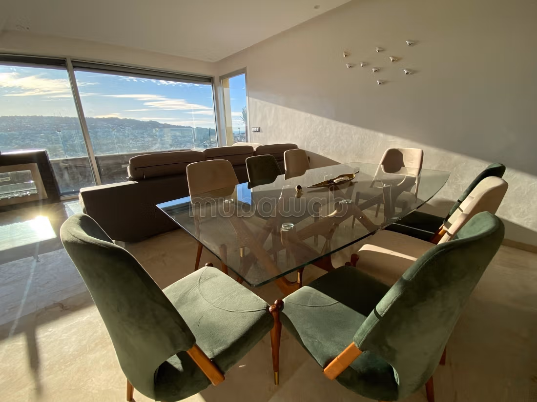 Penthouse in Iberie. Dimension 200 m². Exceptional mountain view, Soundproofing