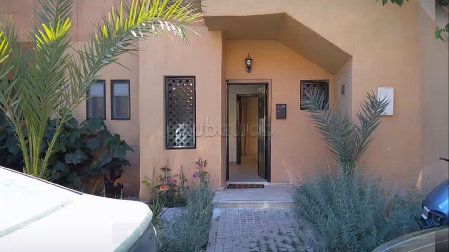 Ottimo studio con giardino privato