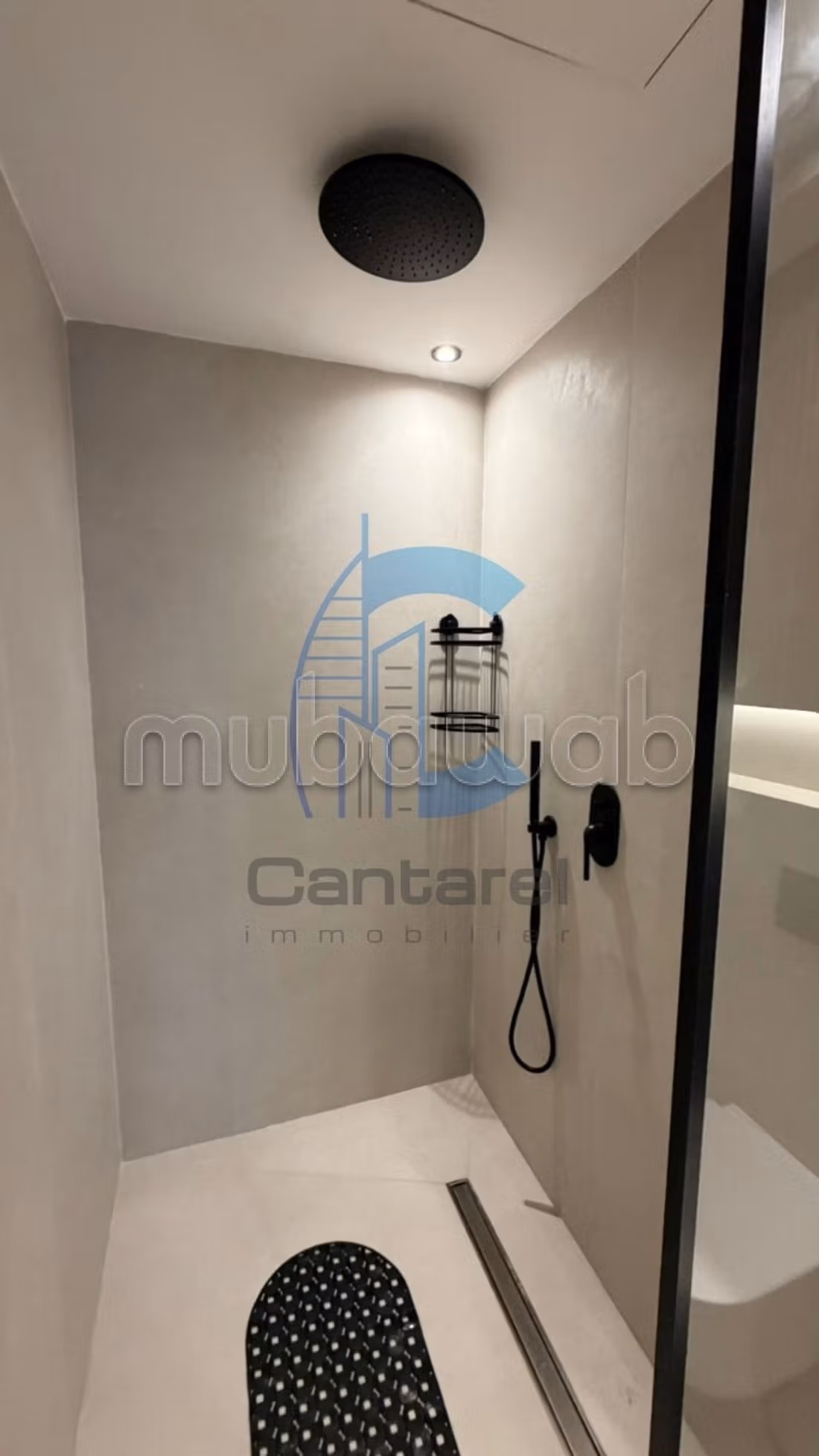 À louer superbe studio meublé neuf ht stg cil