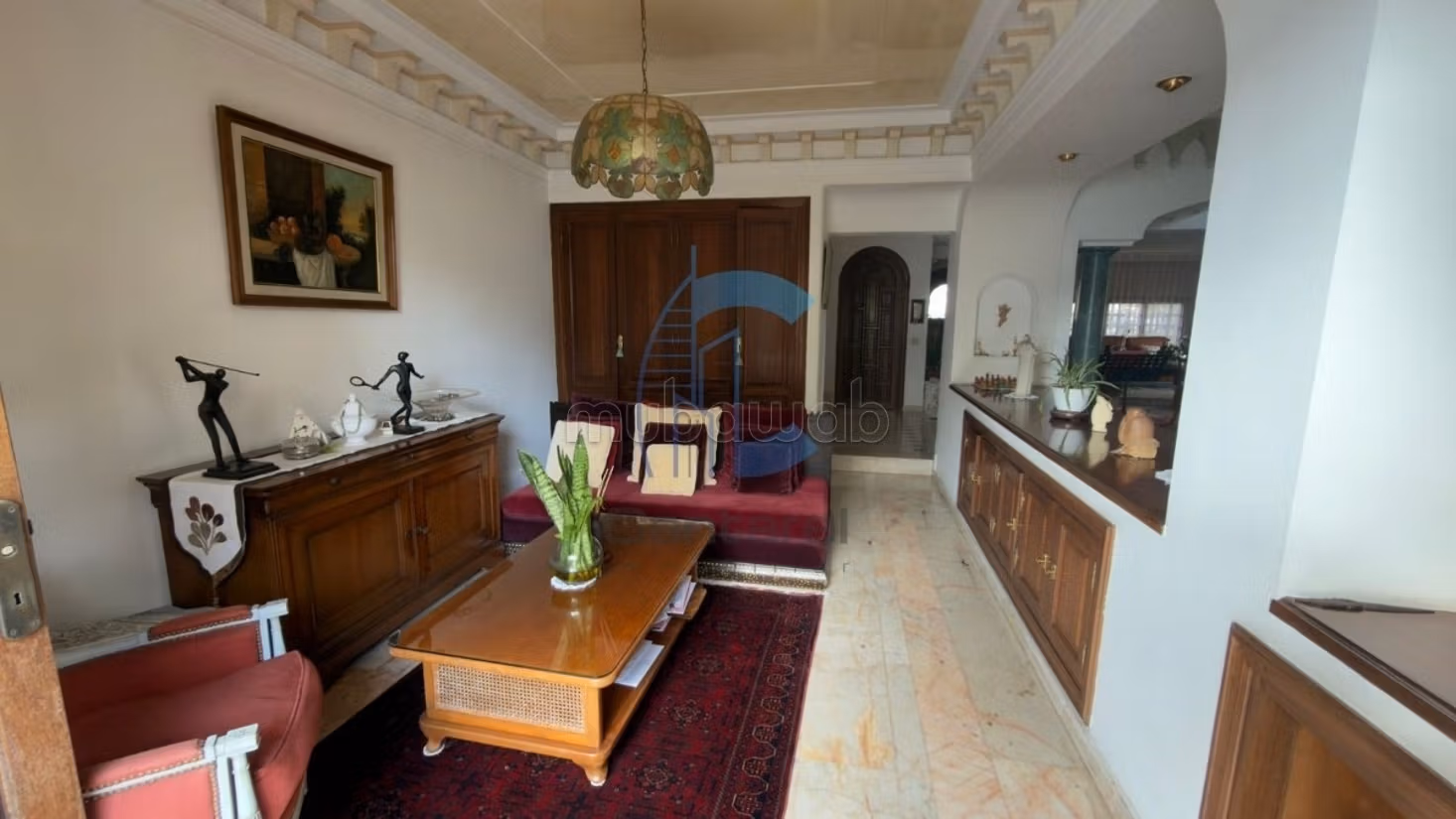 Verkoop van ruime villa Ain Diab