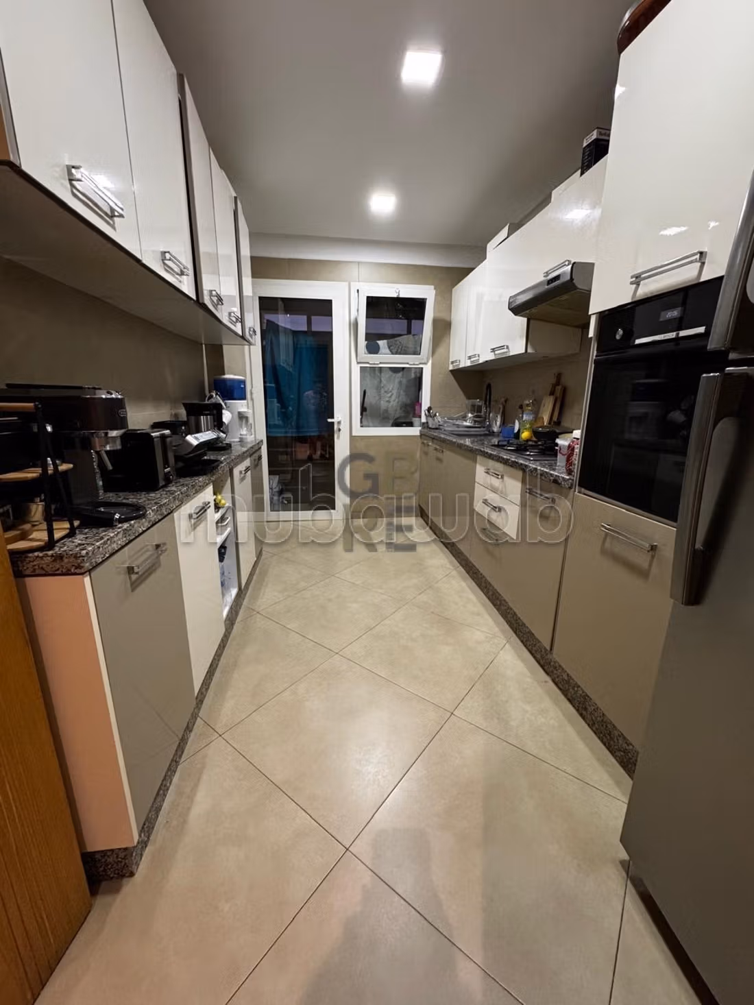 Magnifique appartement vide moderne en location à Hay Riad — 4