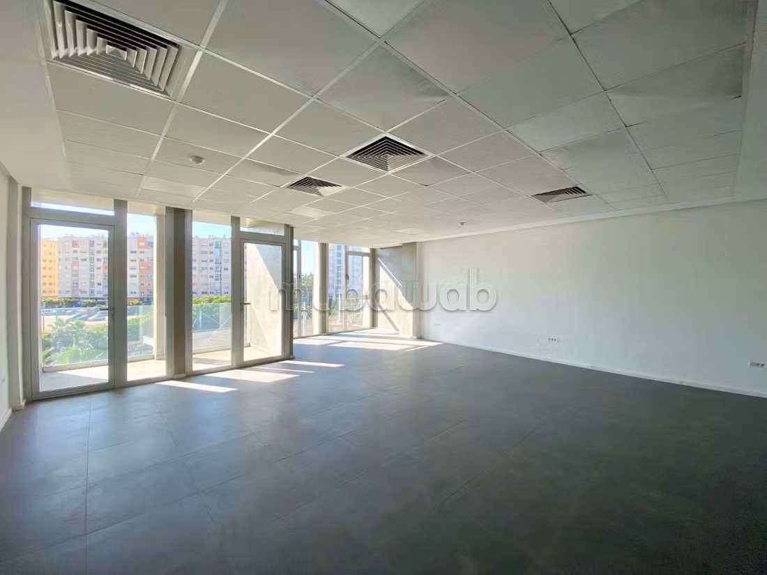 New office plateau 60m oasis