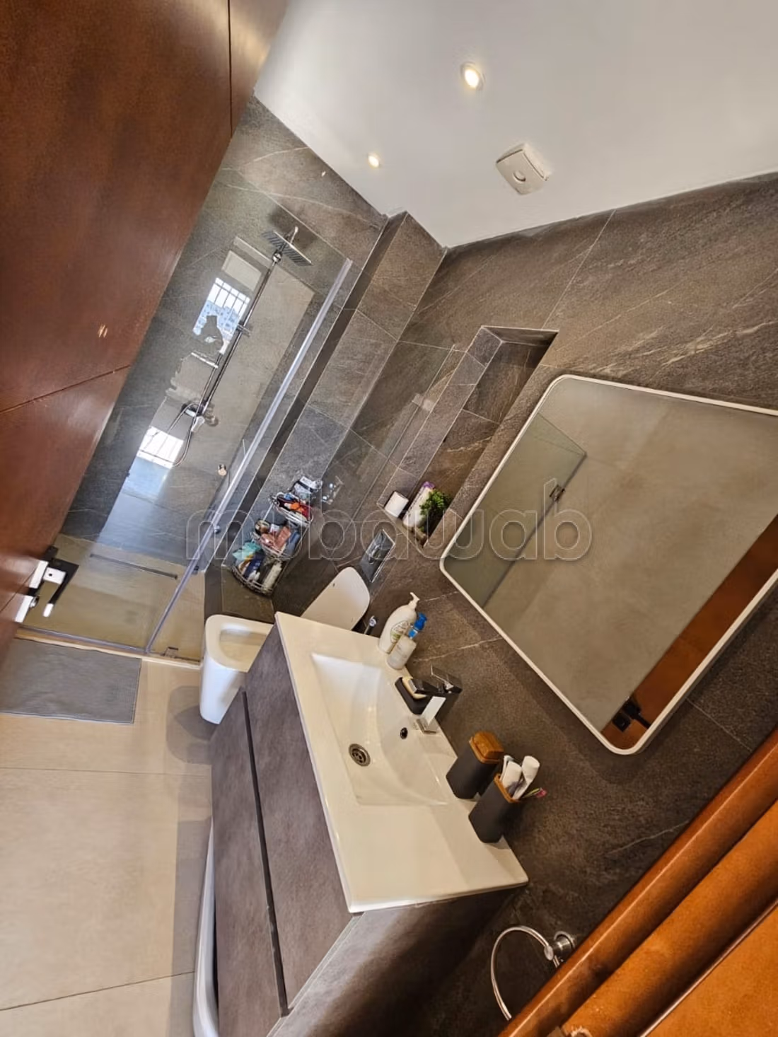 En venta - Superbe apartamento Roches Noire
