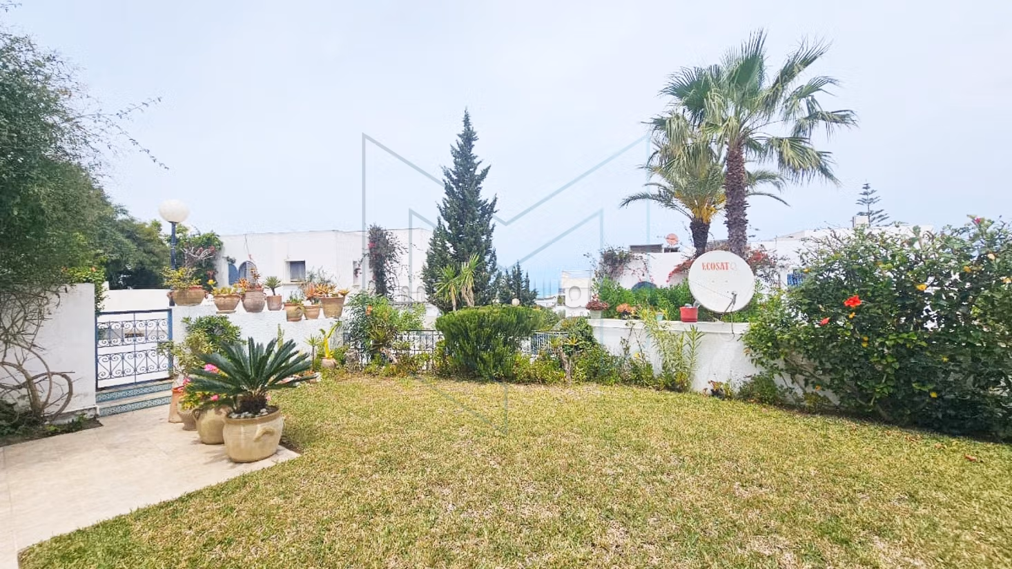 A louer un duplex S2 à gammarth