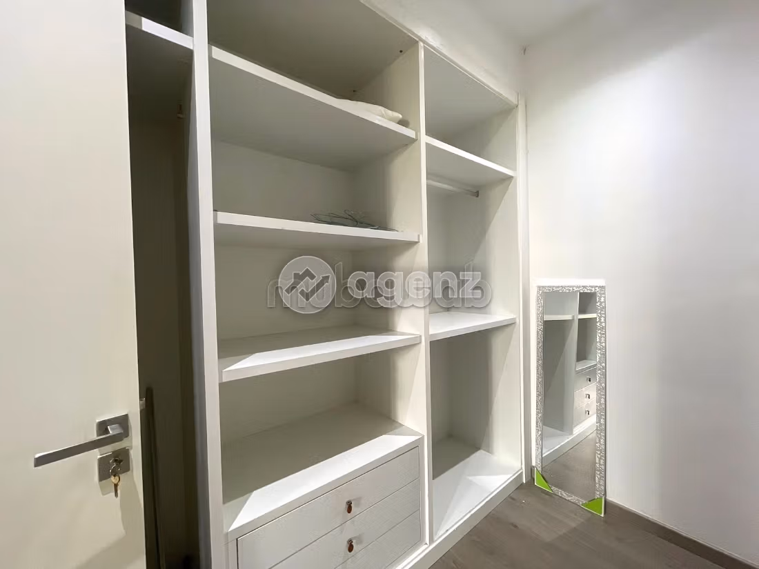 Appartamento in affitto di 345 m², 3 camere a Tamaris Dar Bouazza