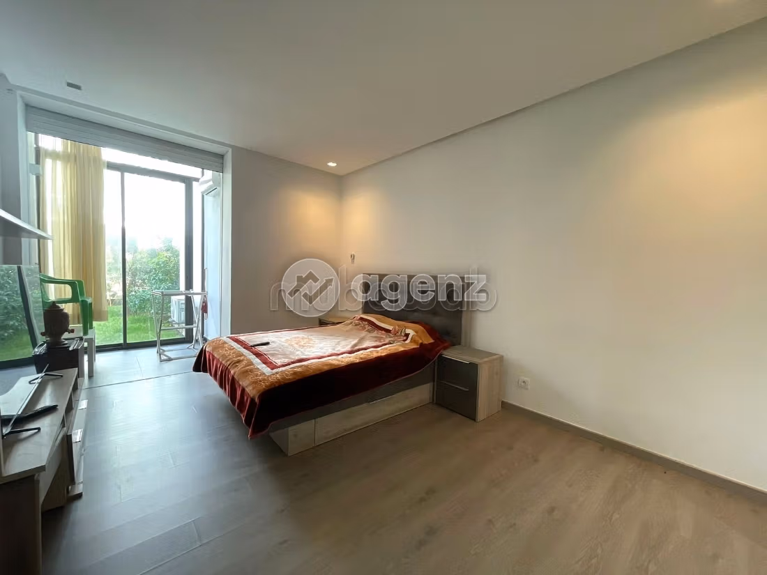 Appartamento in affitto di 345 m², 3 camere a Tamaris Dar Bouazza