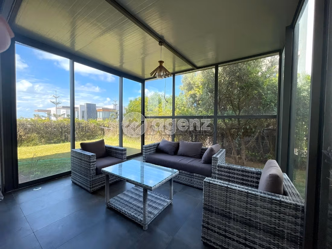 Appartamento in affitto di 345 m², 3 camere a Tamaris Dar Bouazza