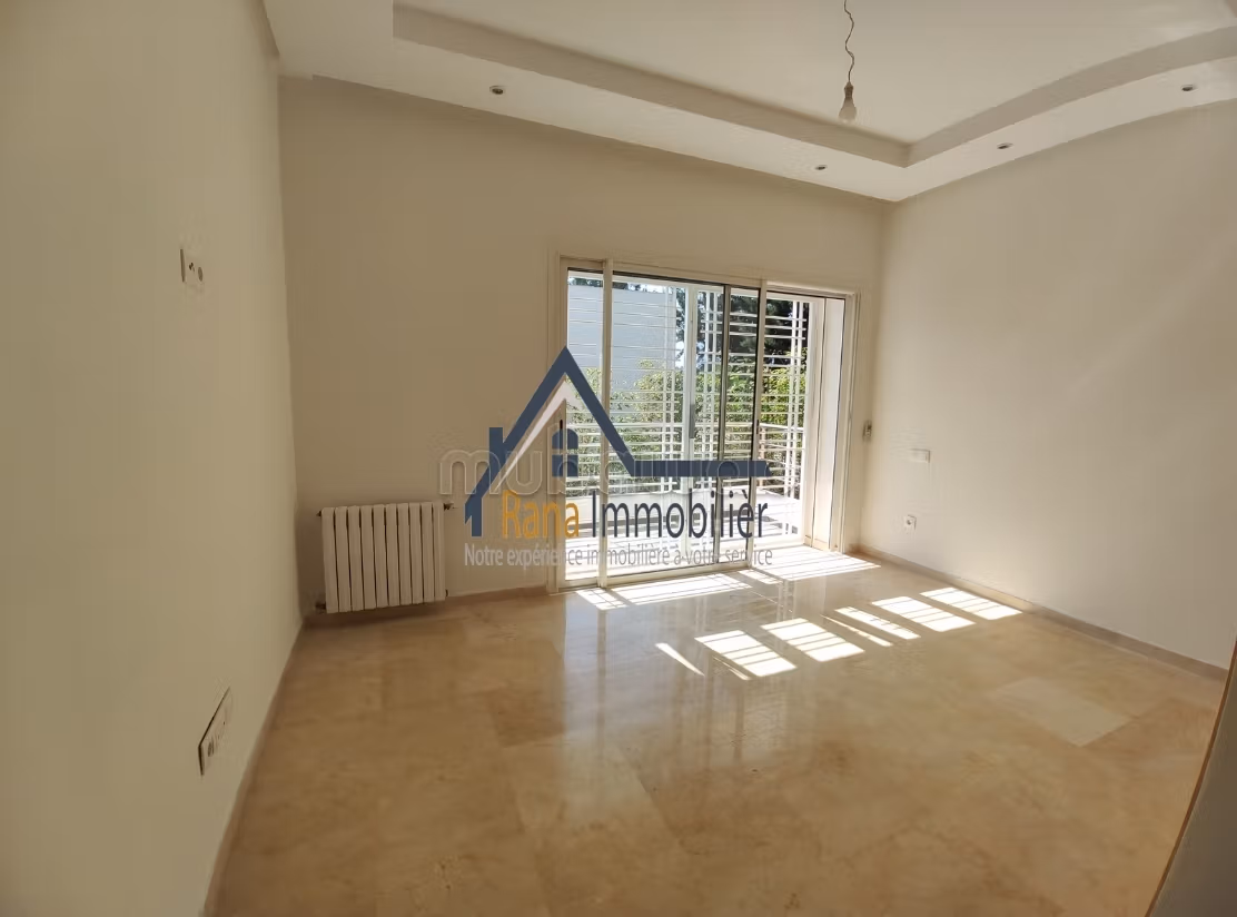 Villa à louer sur Souissi