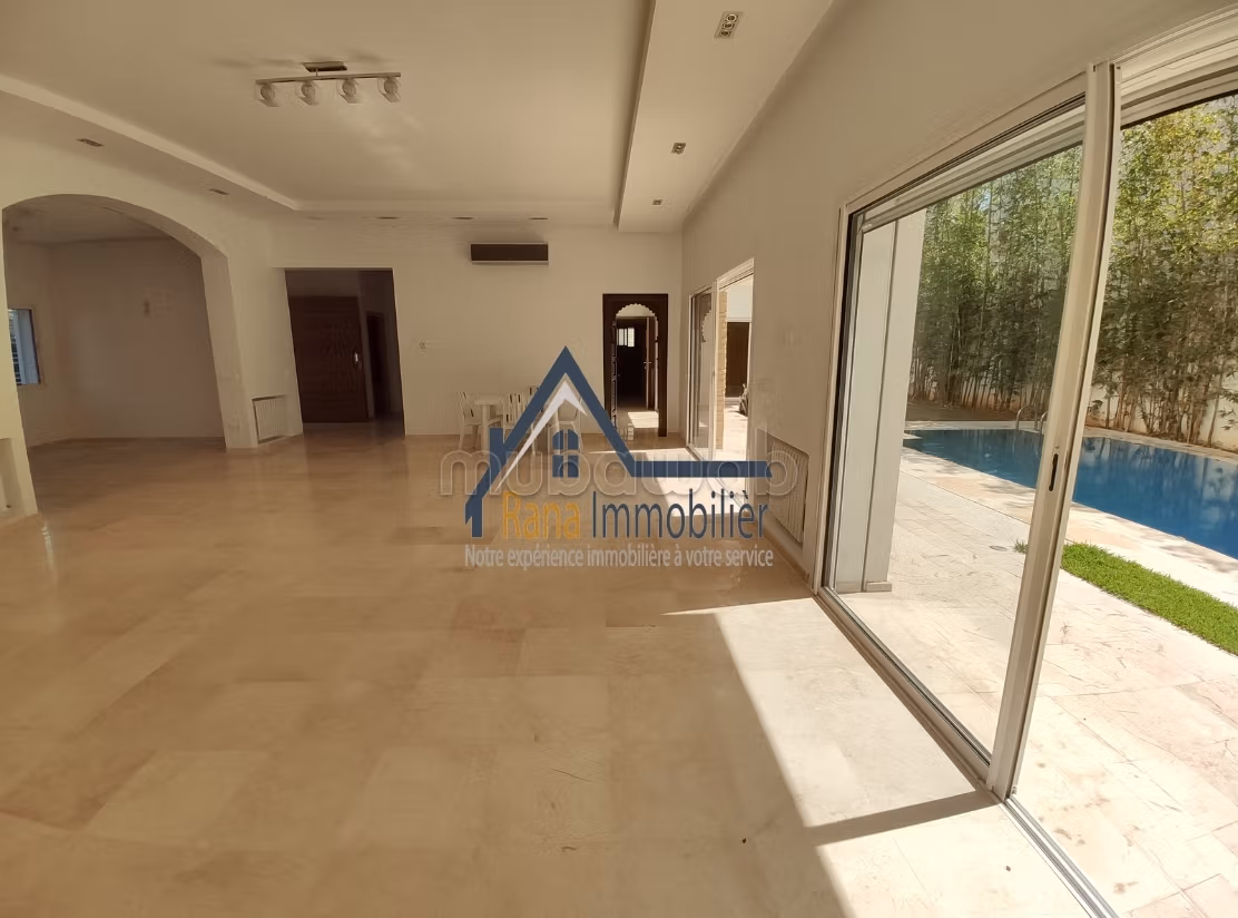Villa à louer sur Souissi