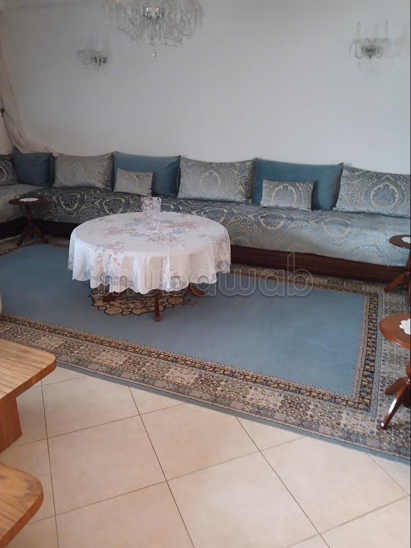 Appartement à l'achat à Guich Oudaya. Superficie 112 m². 2eme etage Salon traditionnel et système d'antenne parabolique — 3