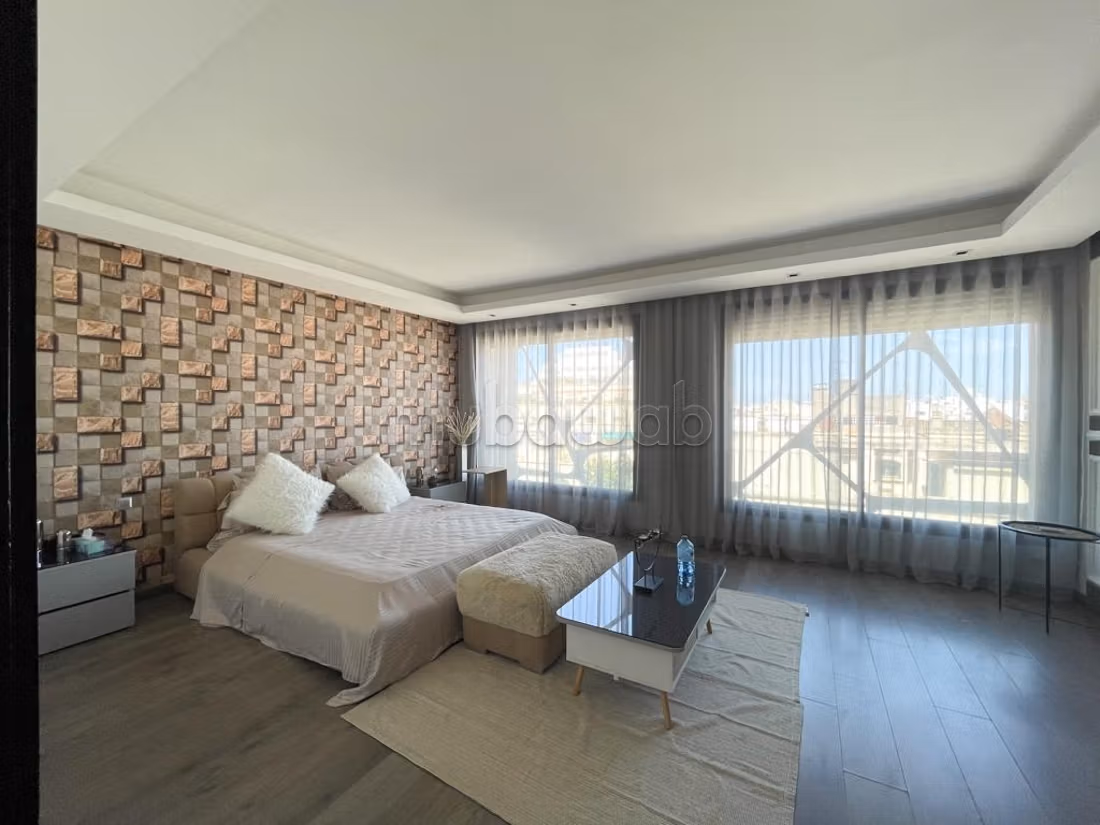 Très bel appartement en location à Gauthier. 3 belles chambres. Meublé — 5