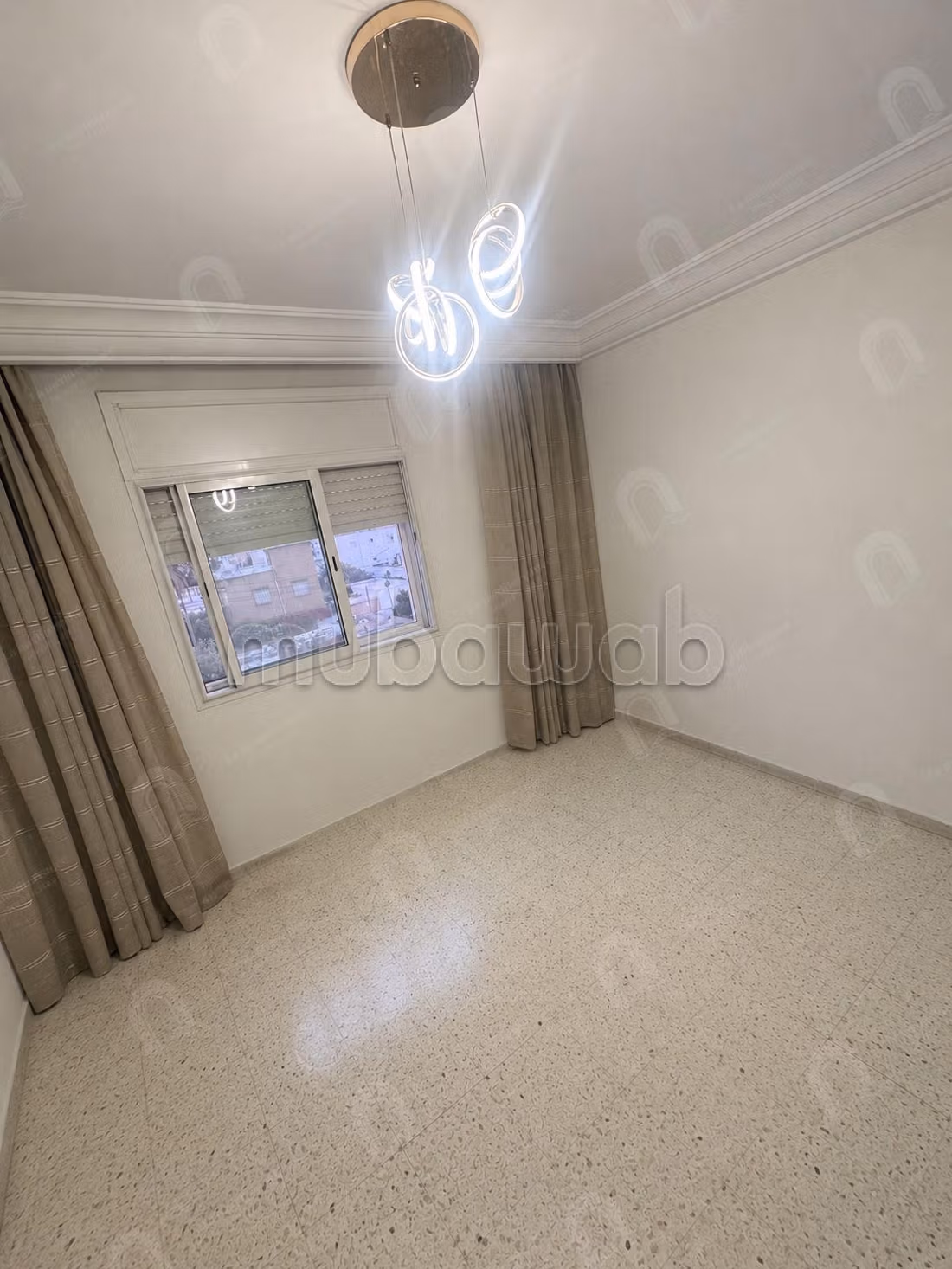 A vendre un appartement S2 hst au bardo bouchouch