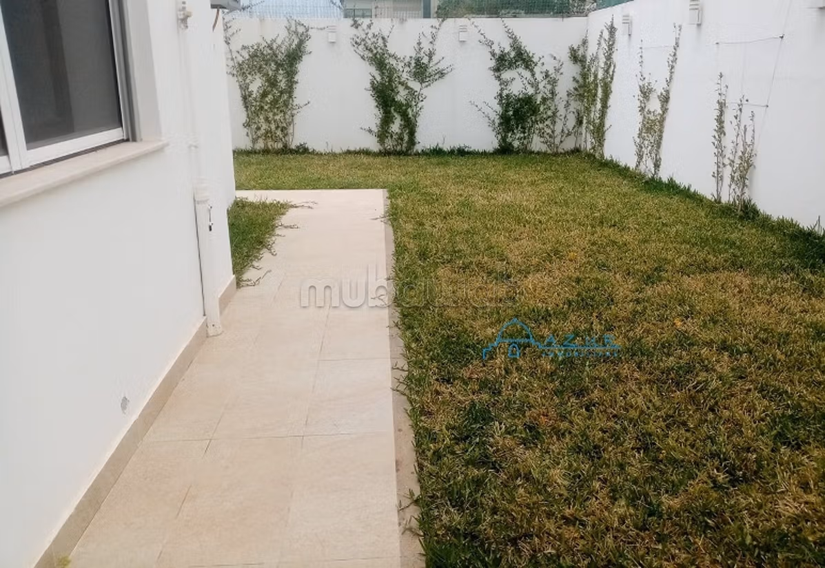 Villa con vista mare in vendita a Jinène Bèni Khiar