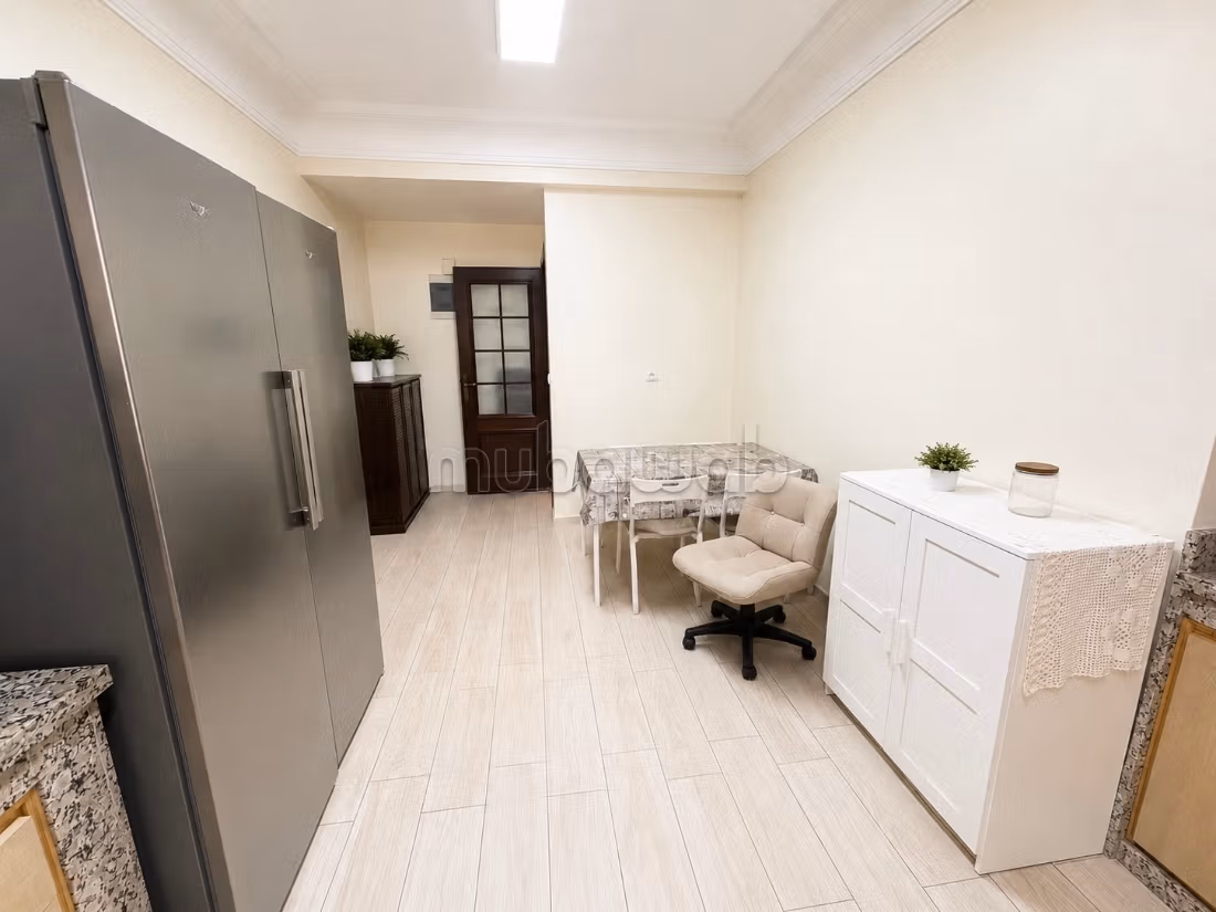 Superbe appartement traversant de 131 m² – Quartier des Hôpitaux — 4