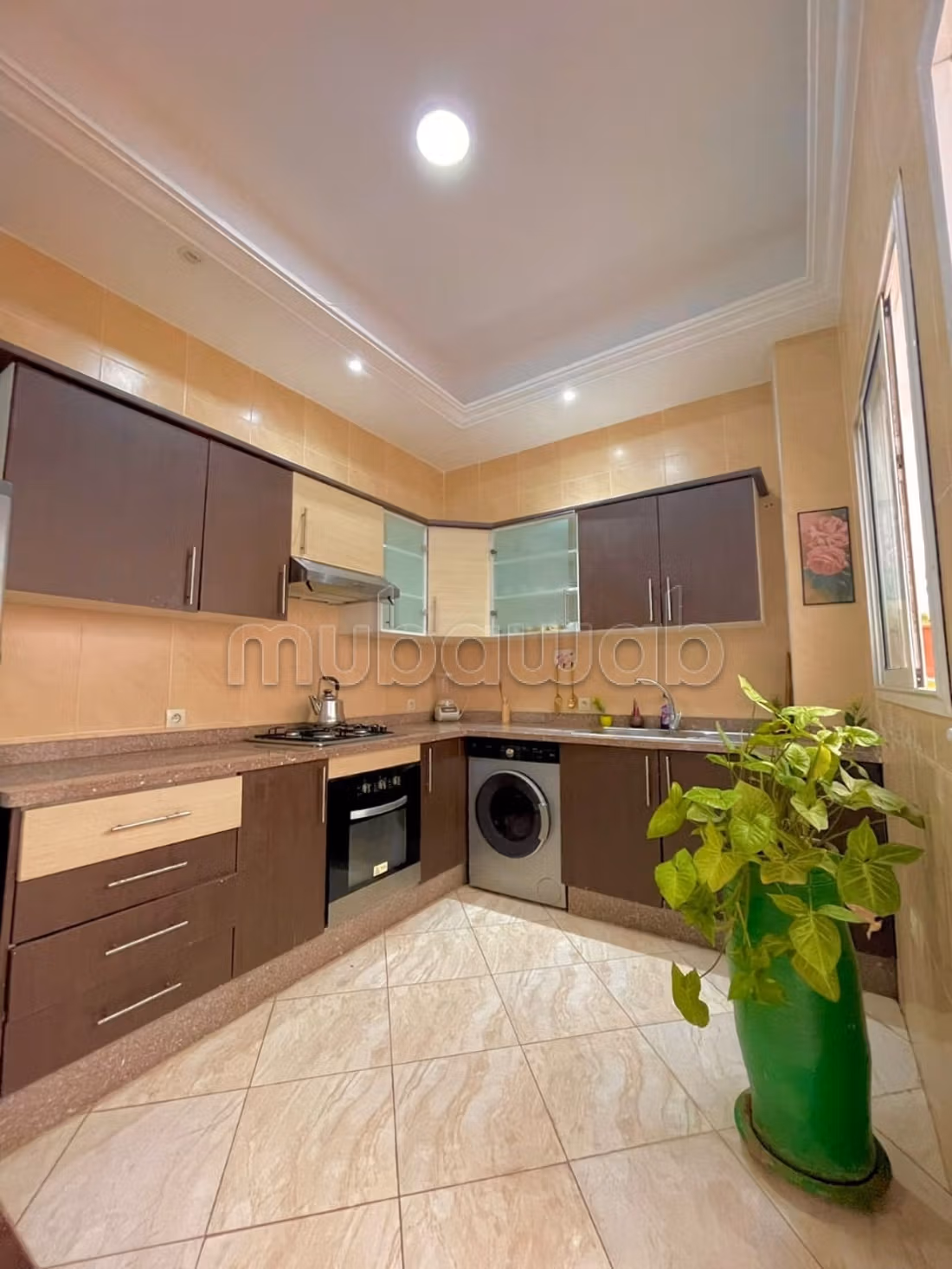 Affitto appartamento a Kasbah. Superficie 74 m². Camino e aria condizionata