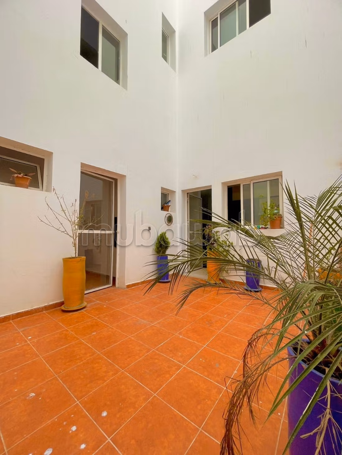 Affitto appartamento a Kasbah. Superficie 74 m². Camino e aria condizionata
