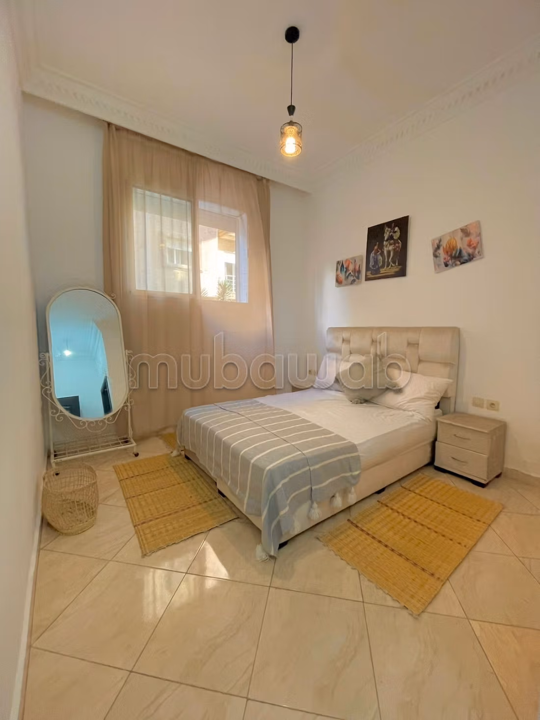 Affitto appartamento a Kasbah. Superficie 74 m². Camino e aria condizionata