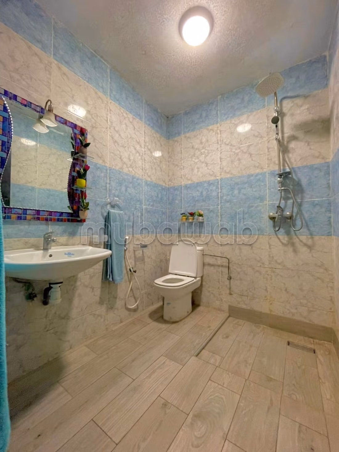 Affitto appartamento a Kasbah. Superficie 74 m². Camino e aria condizionata