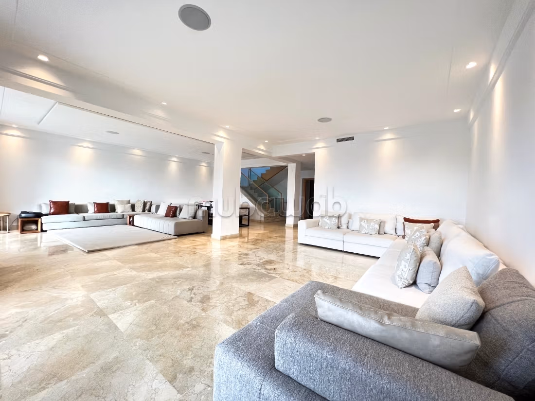 Beautiful villa on the golf course with a magnificent view