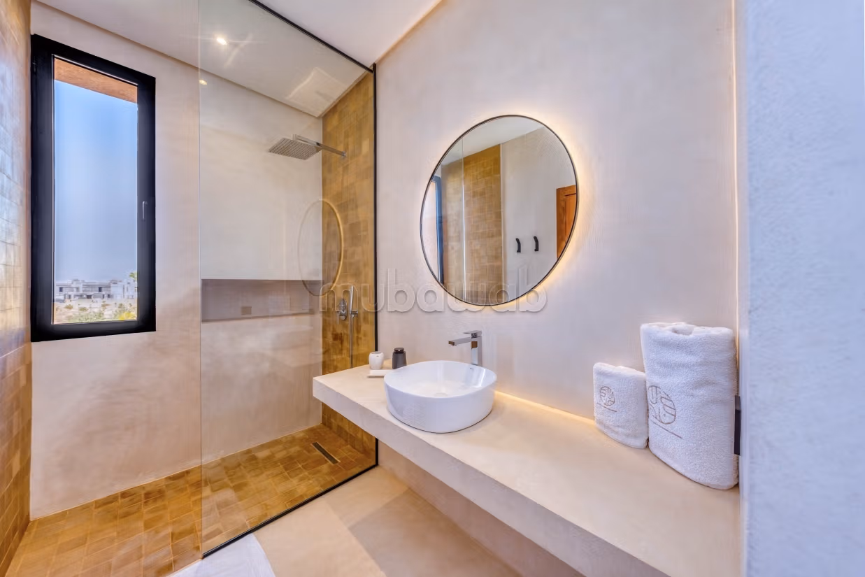Villa nuova con 4 suite